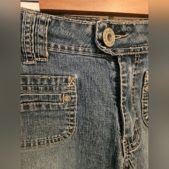 Woman's denim shorts with patch pockets size 6 - Picture 3 of 6